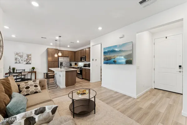 $3,250 | 4803 South Ferric, Mesa, AZ 85212