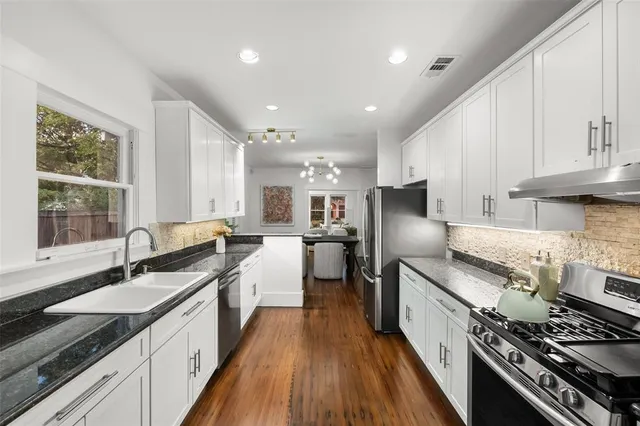 $819,999 | 5630 Willis Avenue, Dallas, TX 75206