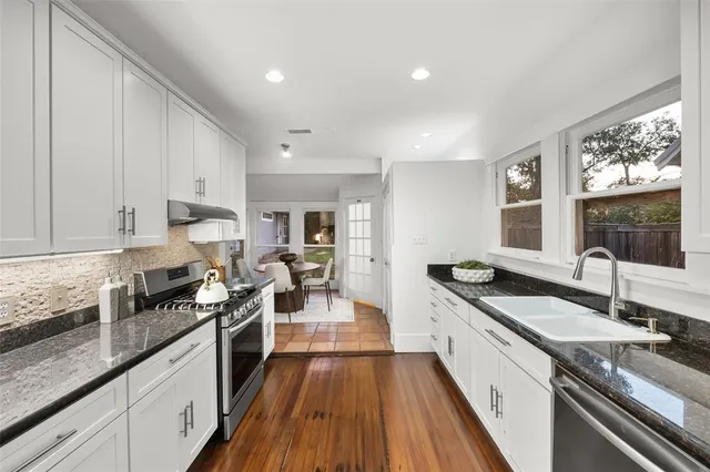 $819,999 | 5630 Willis Avenue, Dallas, TX 75206