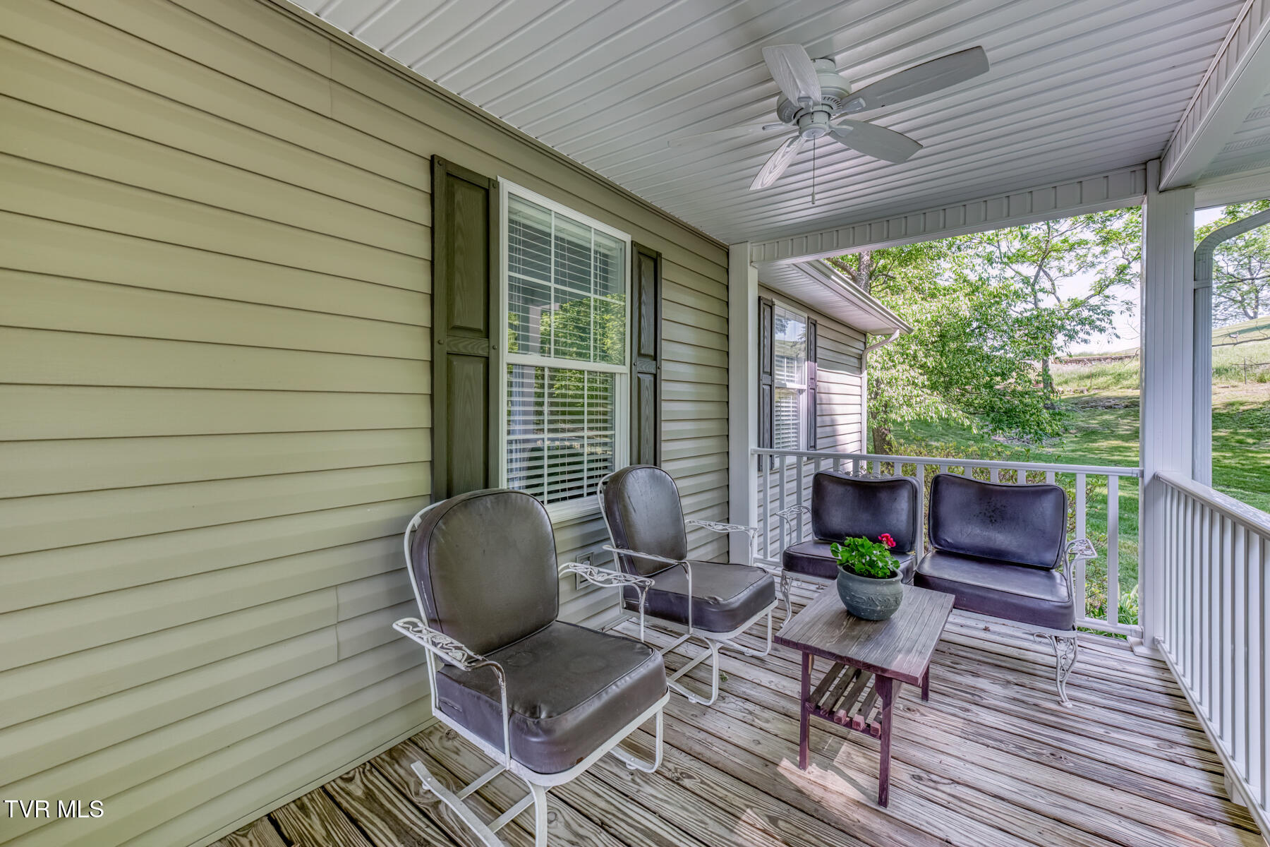 350-356 Poplar Ridge Road Piney Flats, TN 37686 - Photo 11 of 101 356 Poplar Ridge Rd - Main-10