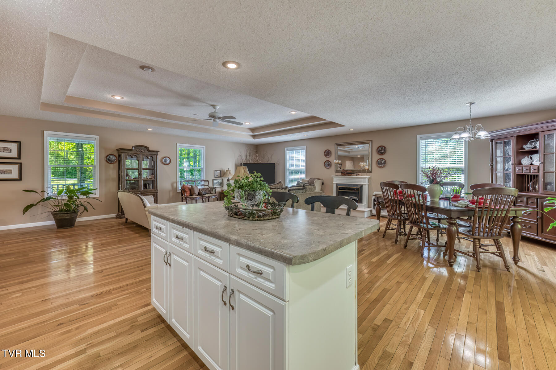 350-356 Poplar Ridge Road Piney Flats, TN 37686 - Photo 23 of 101 356 Poplar Ridge Rd - Main-22