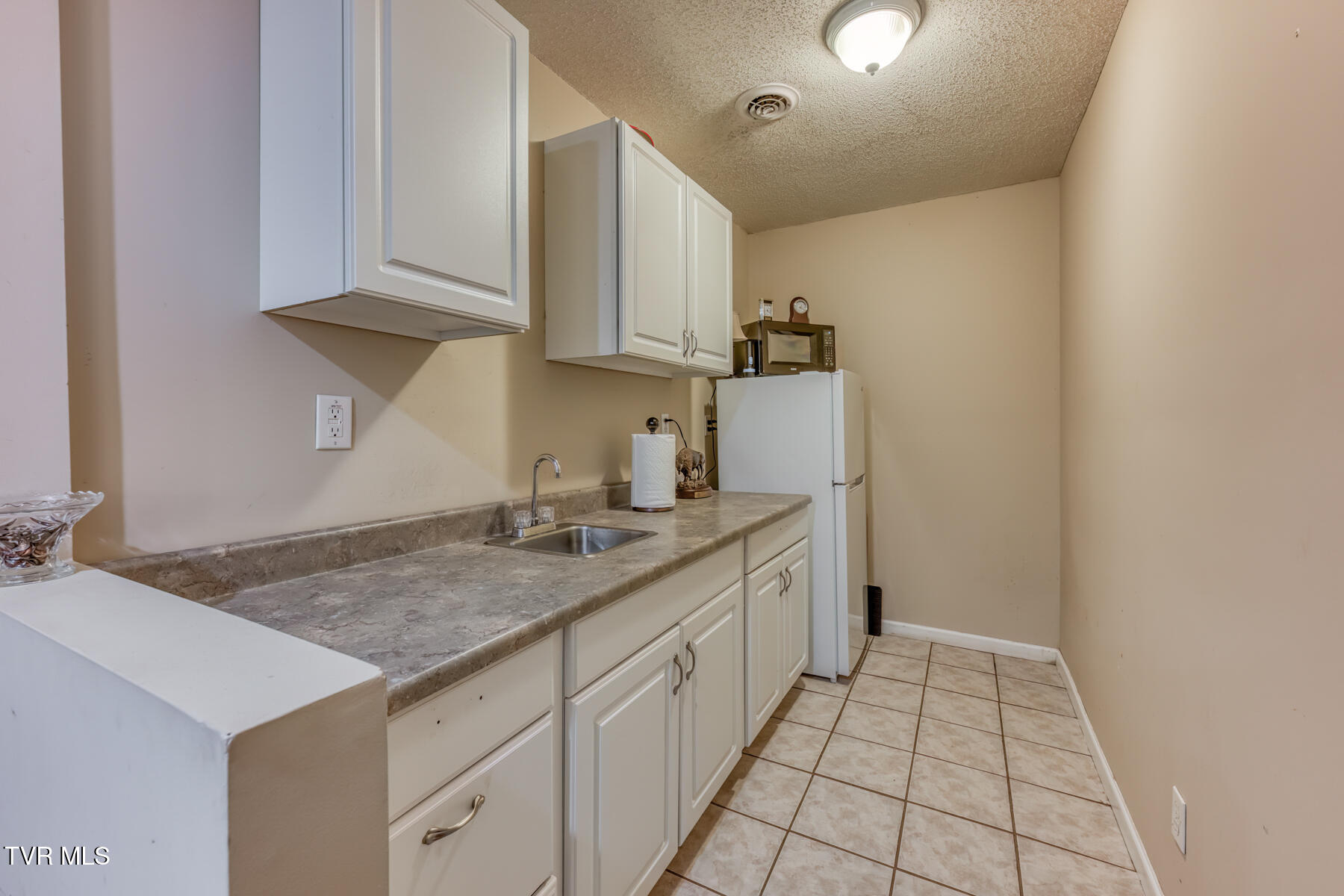 350-356 Poplar Ridge Road Piney Flats, TN 37686 - Photo 42 of 101 356 Poplar Ridge Rd - Main-41