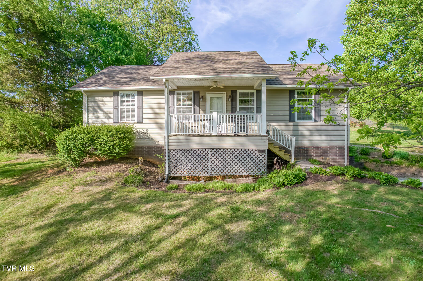 350-356 Poplar Ridge Road Piney Flats, TN 37686 - Photo 61 of 101 356 Poplar Ridge Rd - Rental-1