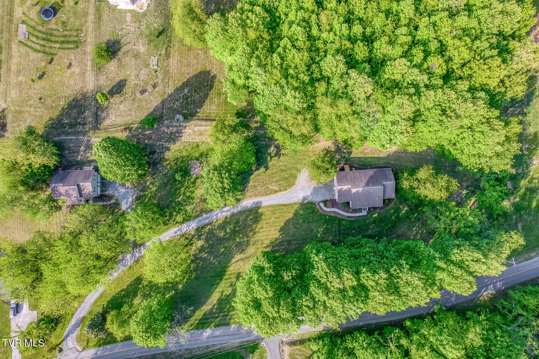 350-356 Poplar Ridge Road Piney Flats, TN 37686 - Photo 7 of 101 356 Poplar Ridge Rd - Main-5