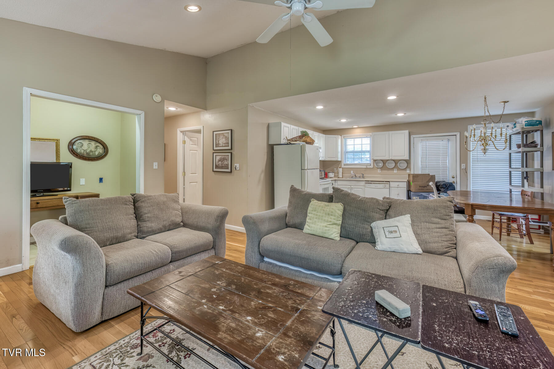 350-356 Poplar Ridge Road Piney Flats, TN 37686 - Photo 71 of 101 356 Poplar Ridge Rd - Rental-11