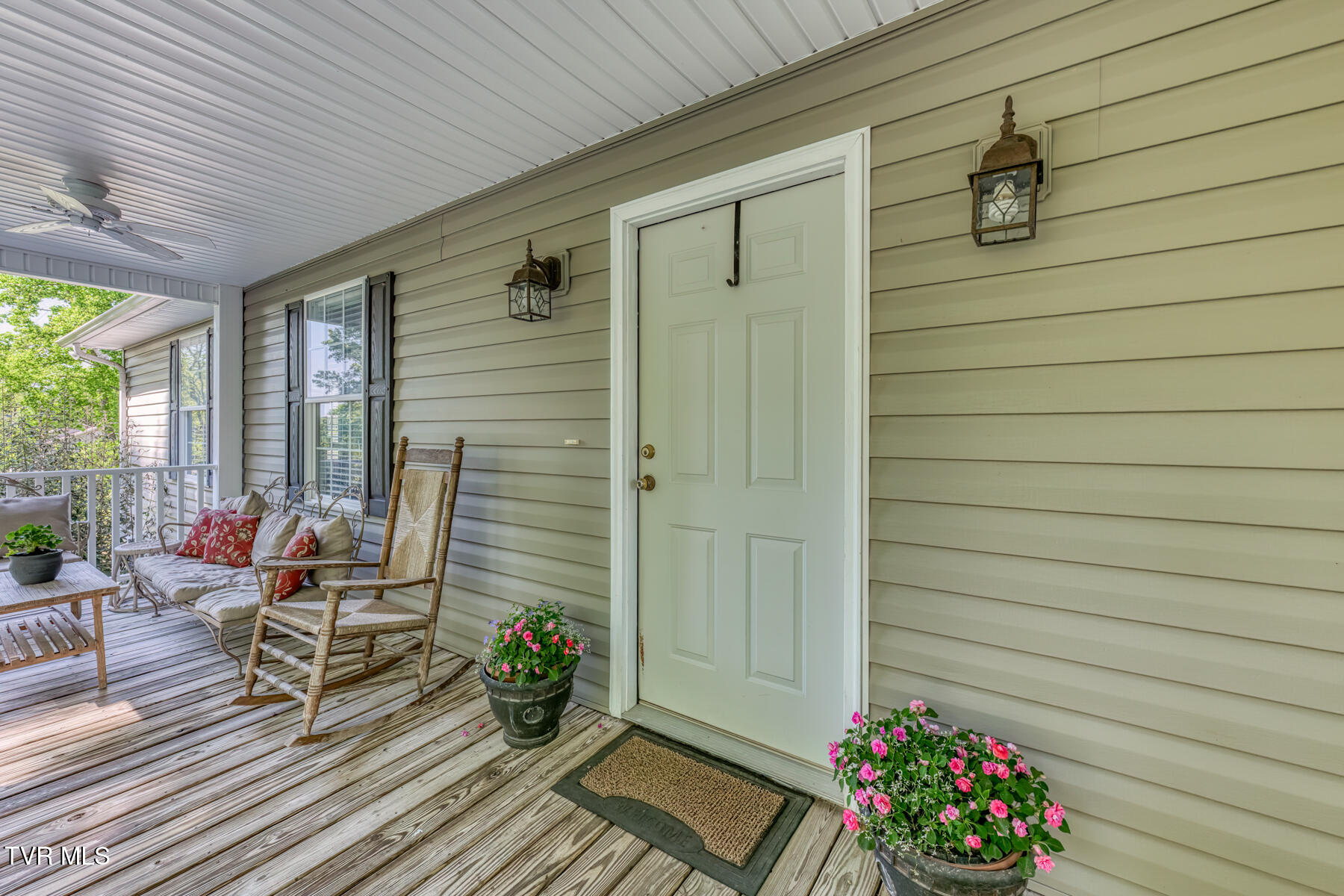 350-356 Poplar Ridge Road Piney Flats, TN 37686 - Photo 8 of 101 356 Poplar Ridge Rd - Main-7
