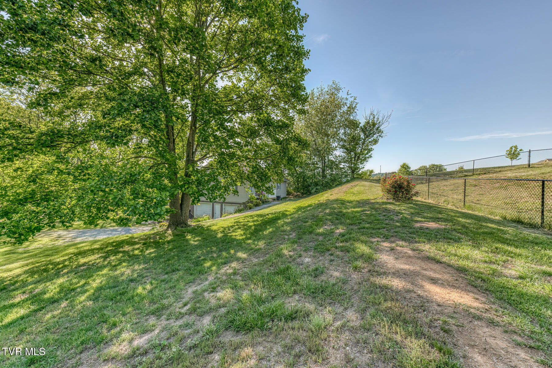 350-356 Poplar Ridge Road Piney Flats, TN 37686 - Photo 90 of 101 356 Poplar Ridge Rd - Rental-31