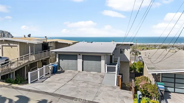 $1,095,000 | 2637 Laurel Avenue, Morro Bay, CA 93442