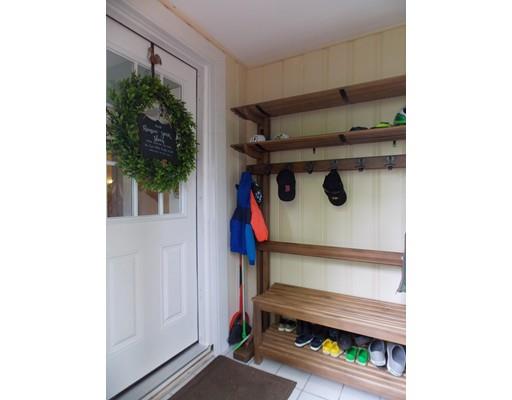 26 Glenwood Road Rutland, MA 01543 - Photo 25 of 29 a utility room with dryer and washer