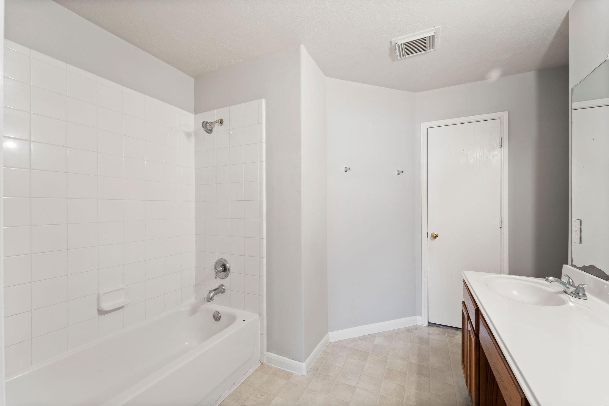 2530 Fox River Lane Spring, TX 77386 - Photo 11 of 38