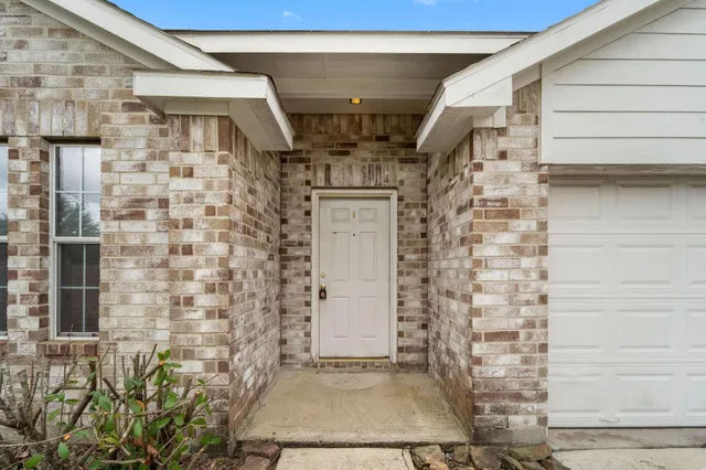 $1,900 | 2530 Fox River Lane, Spring, TX 77386