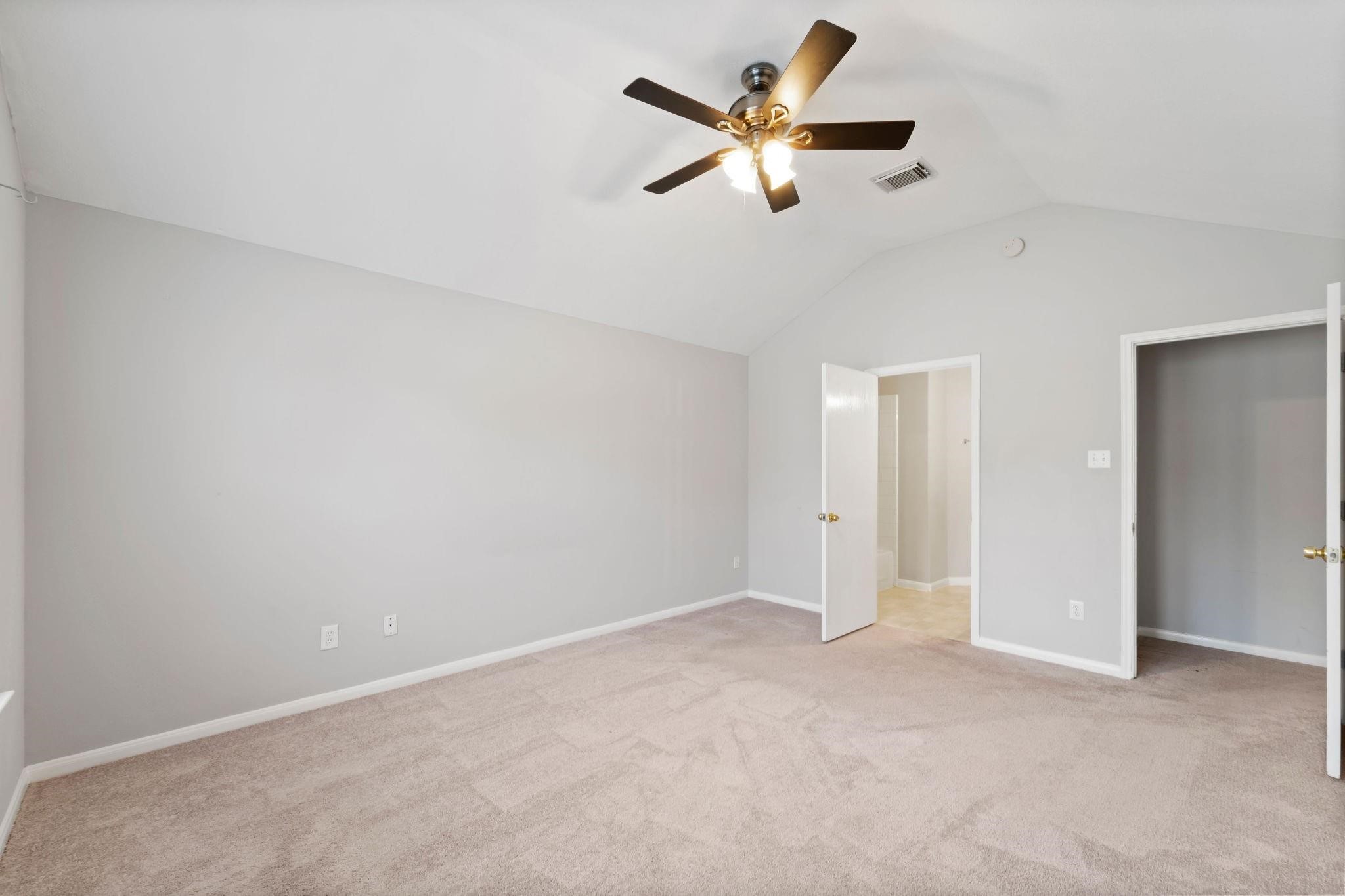 2530 Fox River Lane Spring, TX 77386 - Photo 9 of 38