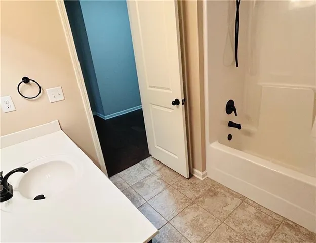 $2,600 | 4518 Hidden Creek Drive, Gainesville, GA 30504