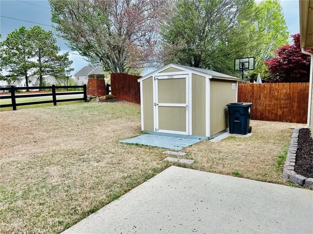 $2,600 | 4518 Hidden Creek Drive, Gainesville, GA 30504