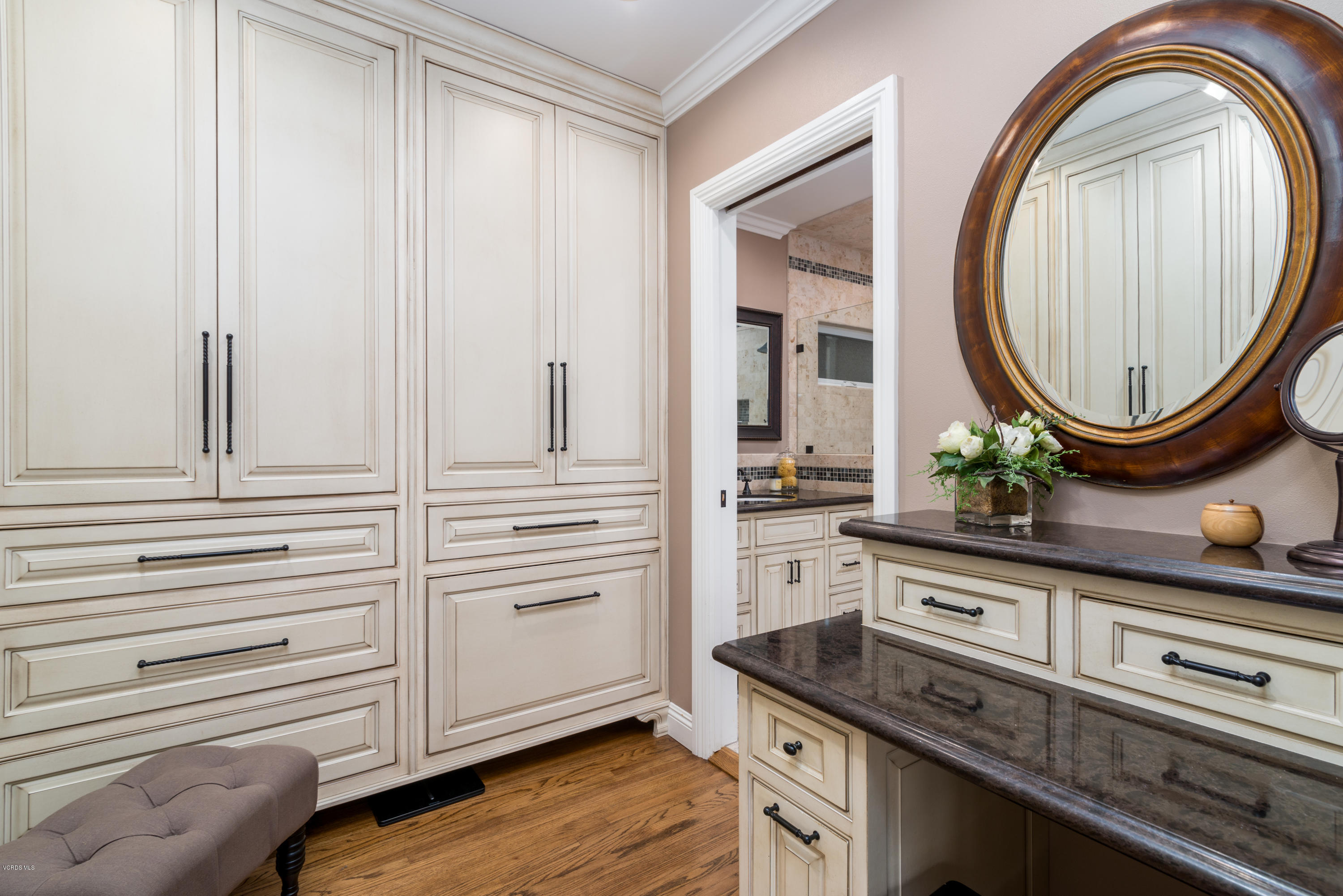 3327 Rancho Rio Bonita Road Covina, CA 91724 - Photo 23 of 58 a kitchen with a sink and a mirror