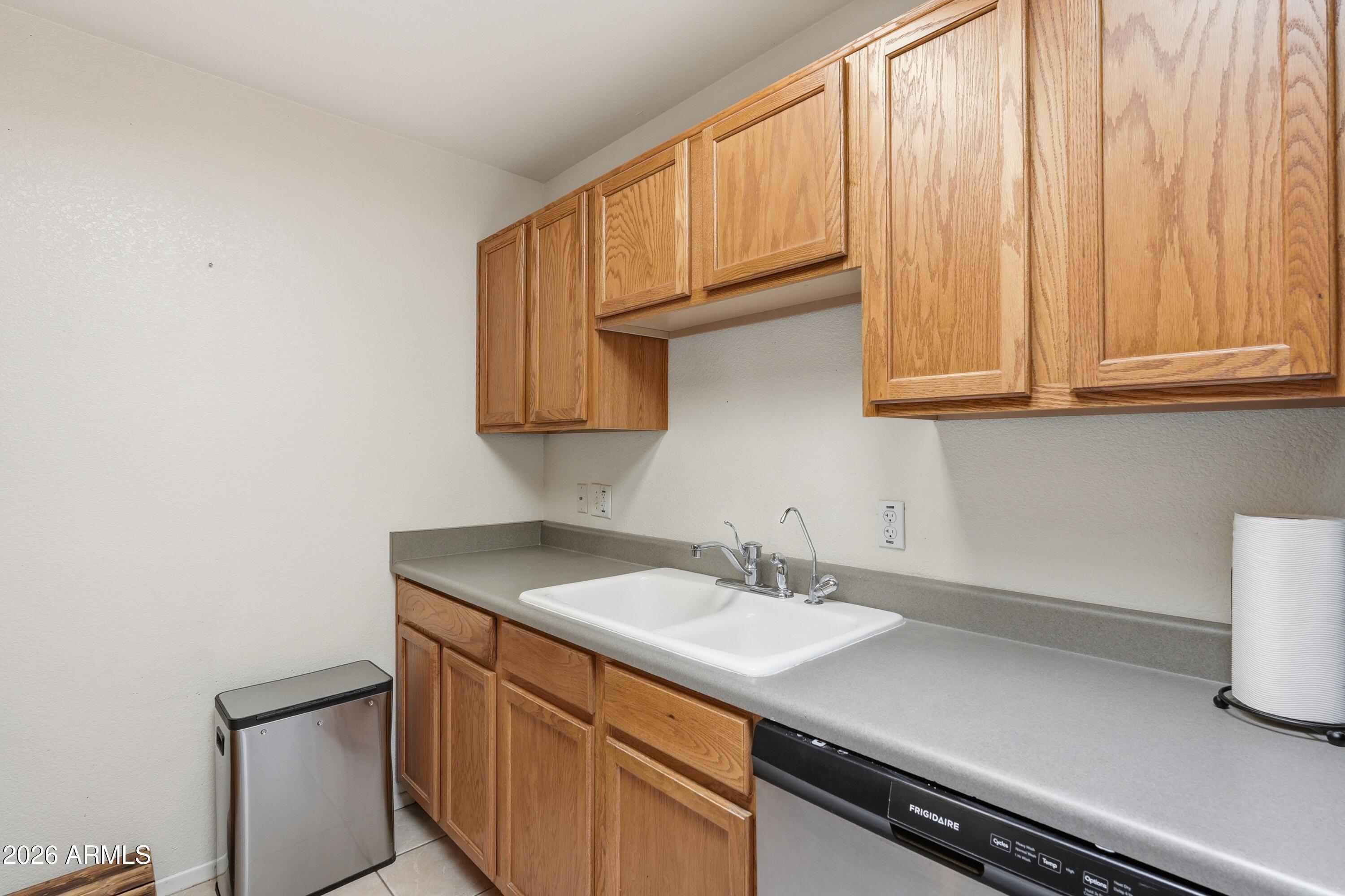 14300 West Bell Road, Unit 141 Surprise, AZ 85374 - Photo 23 of 23 7Kitchen 4