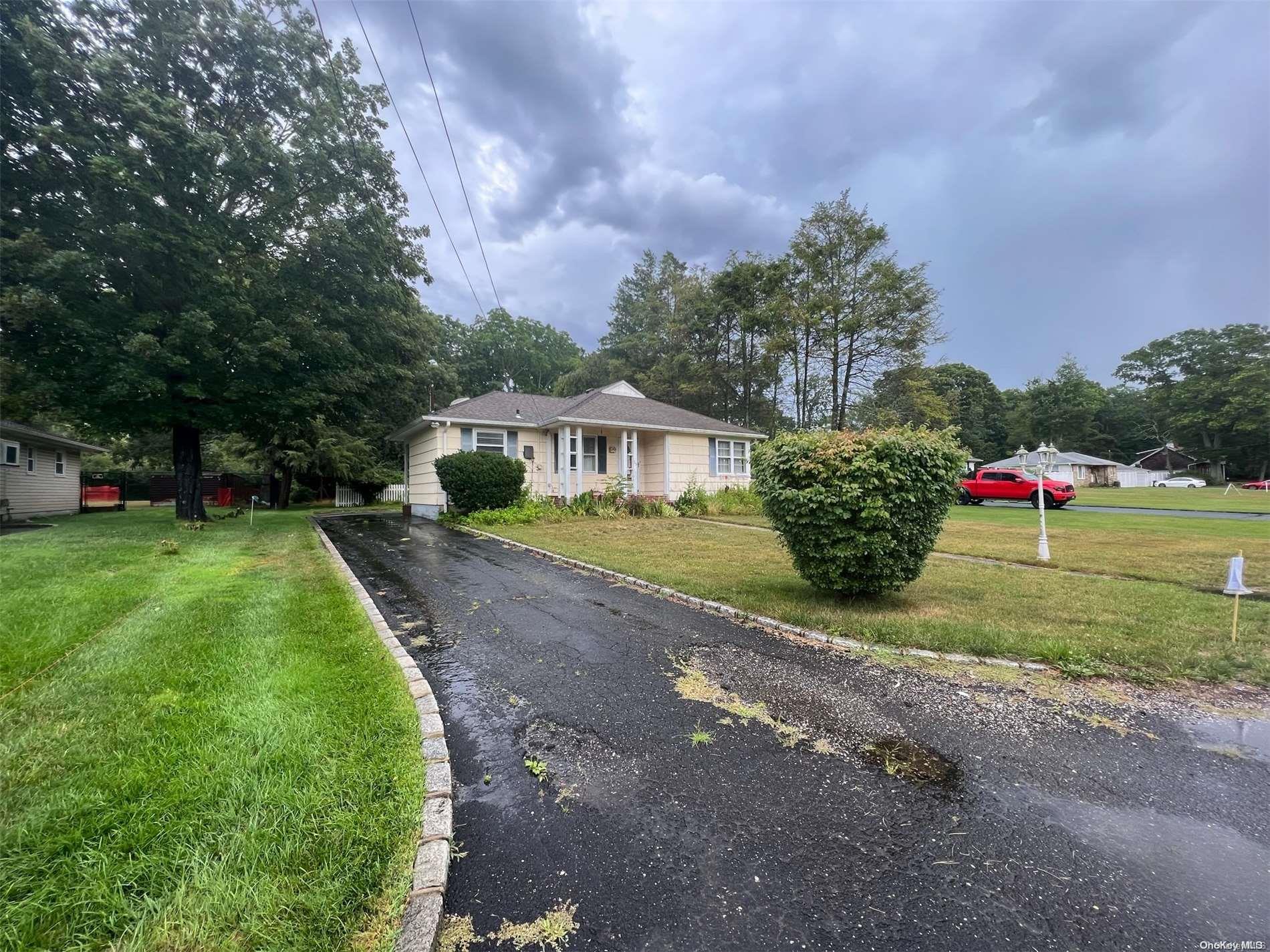 18 Raimond Street Yaphank, NY 11980 - Photo 1 of 1 Gallery Image 1