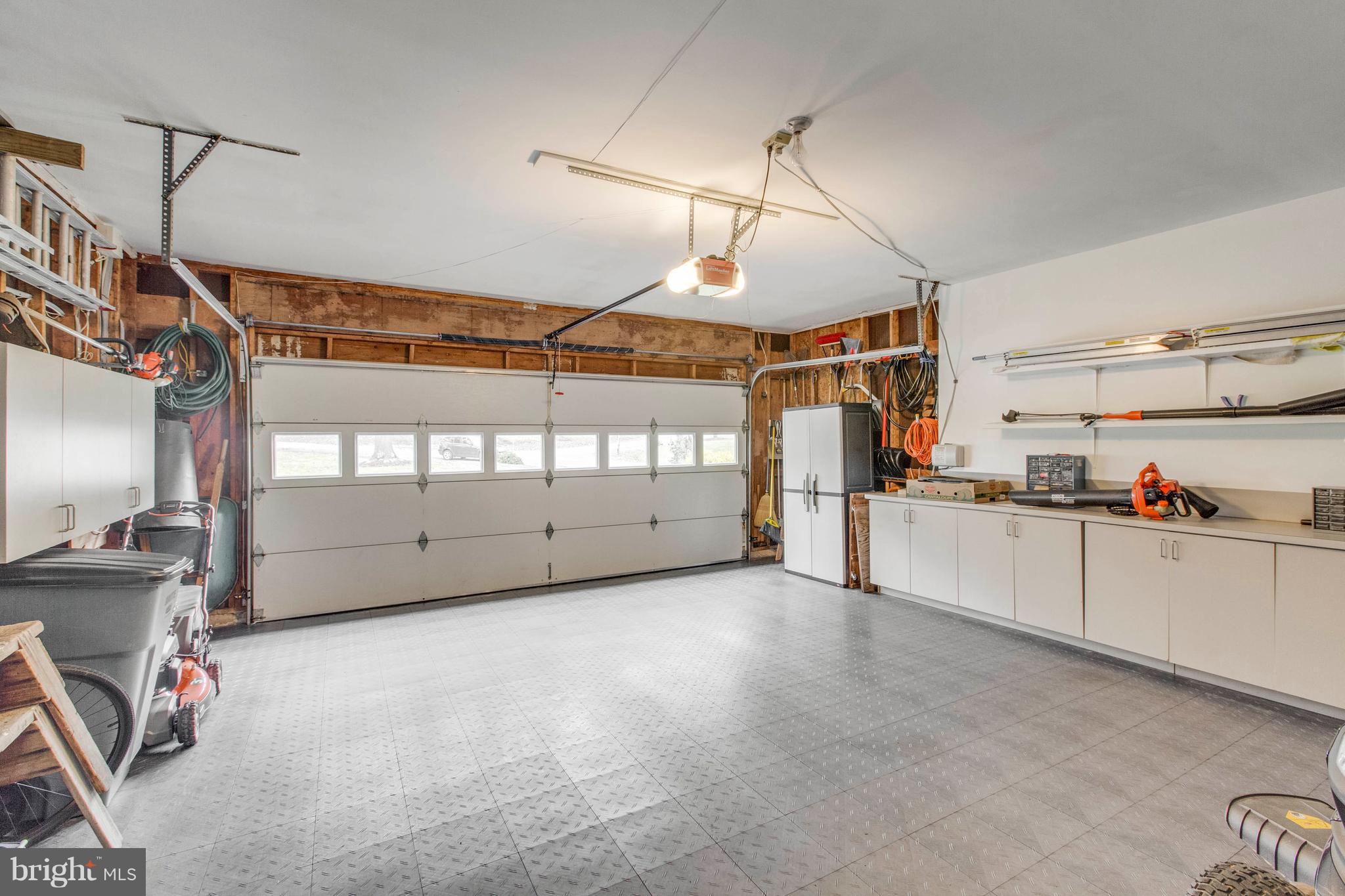 145 Peyton Road Sterling, VA 20165 - Photo 50 of 54 Garage