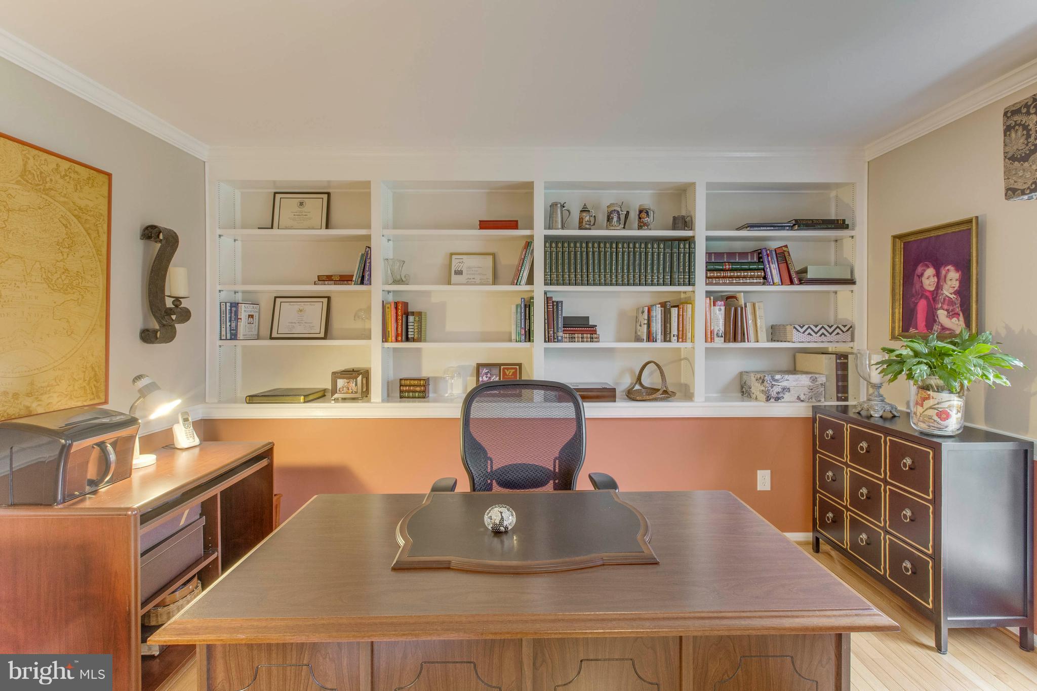 145 Peyton Road Sterling, VA 20165 - Photo 10 of 54 !st floor study