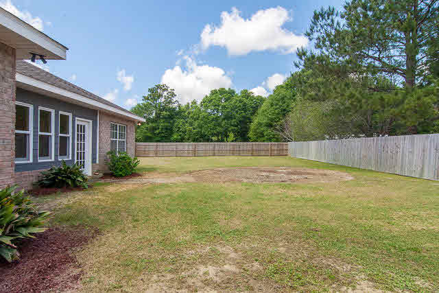 19094 Riverbend Loop Foley, AL 36535 - Photo 3 of 31