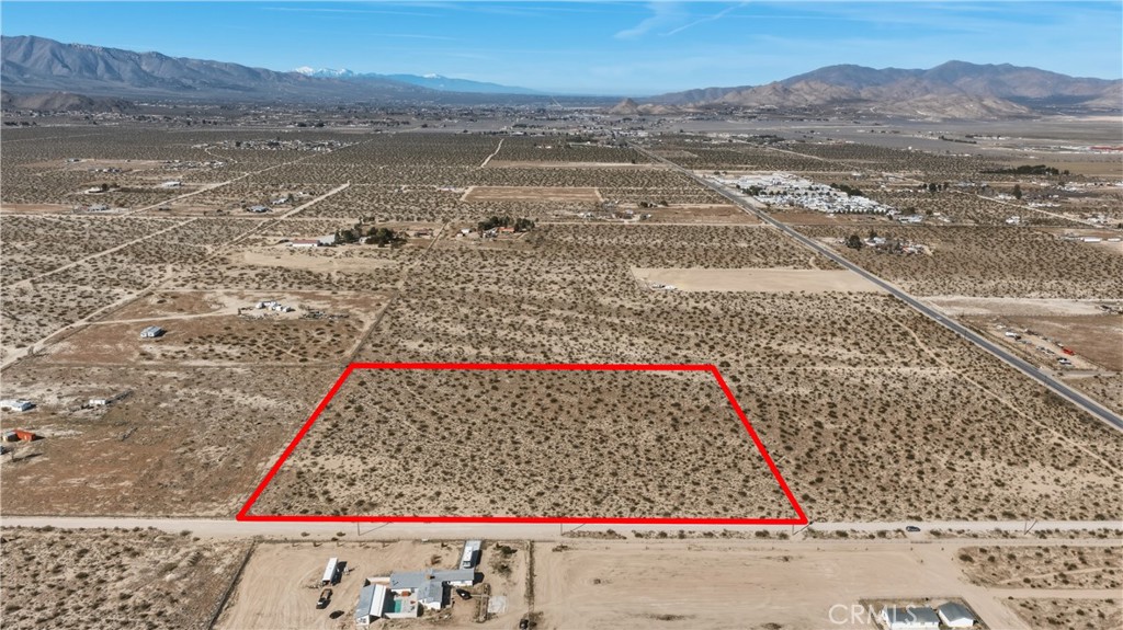 10384 Locust Road Lucerne Valley, CA 92356 - Photo 1 of 13 a view of city