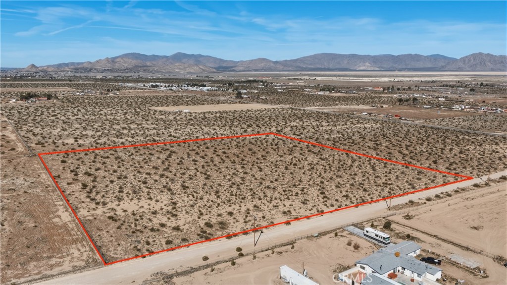 10384 Locust Road Lucerne Valley, CA 92356 - Photo 12 of 13 a view of lake and mountain