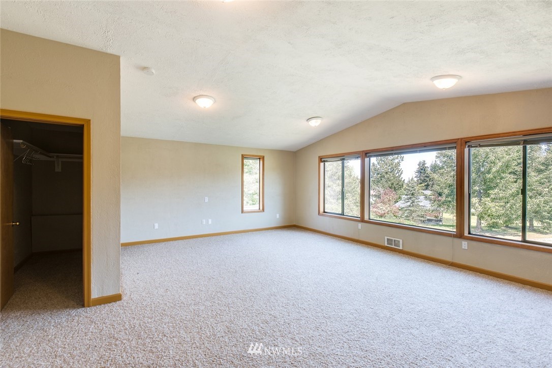 1033 River Road Sequim, WA 98382 - Photo 14 of 25 Gallery Image 14