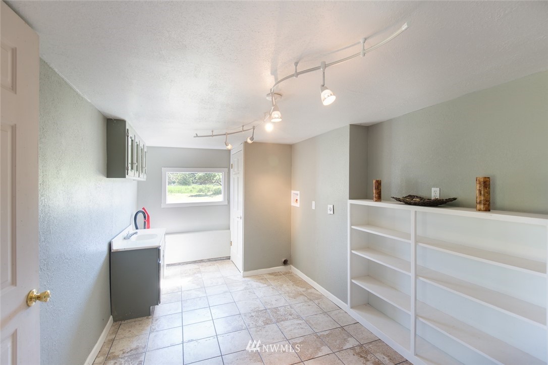 1033 River Road Sequim, WA 98382 - Photo 21 of 25 Gallery Image 21