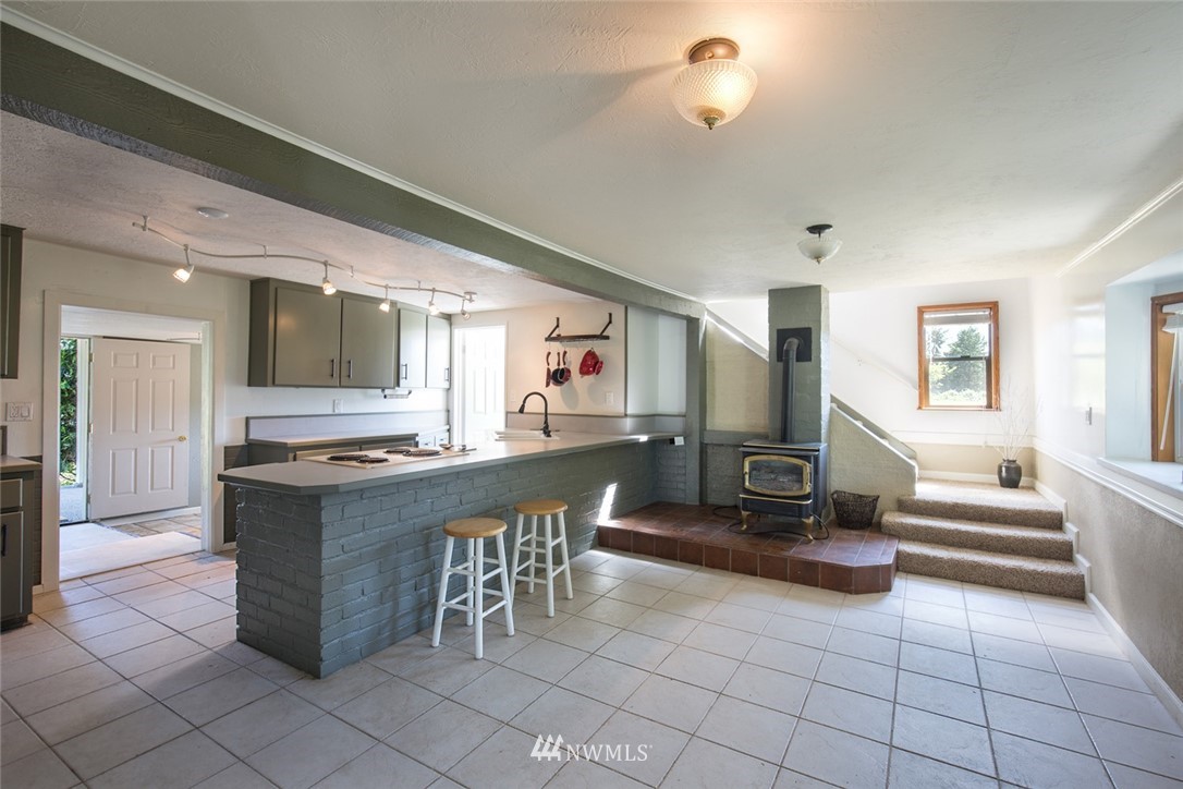 1033 River Road Sequim, WA 98382 - Photo 9 of 25 Gallery Image 9