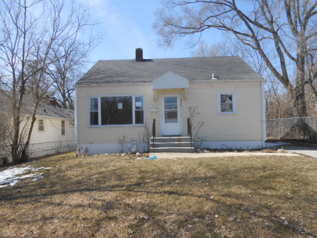 974 Cookane Avenue Elgin, IL 60120 - Photo 1 of 6