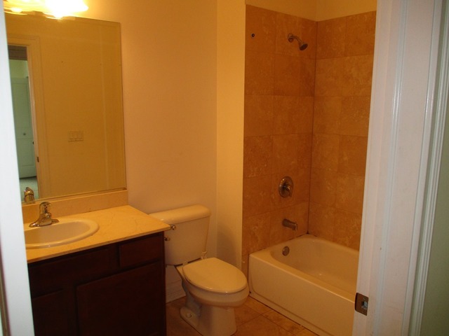 3300 West Irving Park Road, Unit D2 Chicago, IL 60618 - Photo 6 of 14