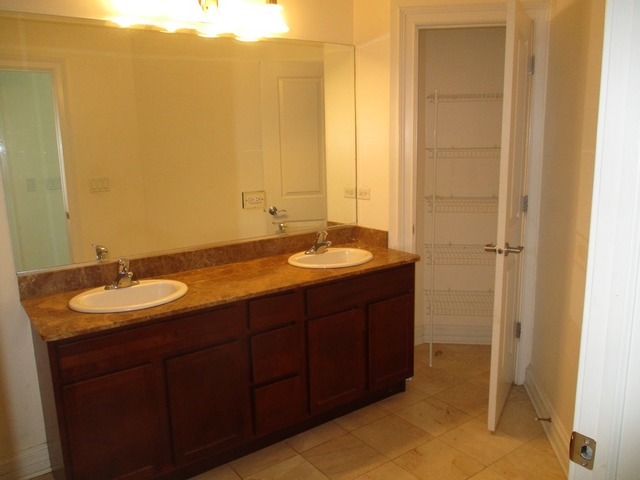 3300 West Irving Park Road, Unit D2 Chicago, IL 60618 - Photo 7 of 14