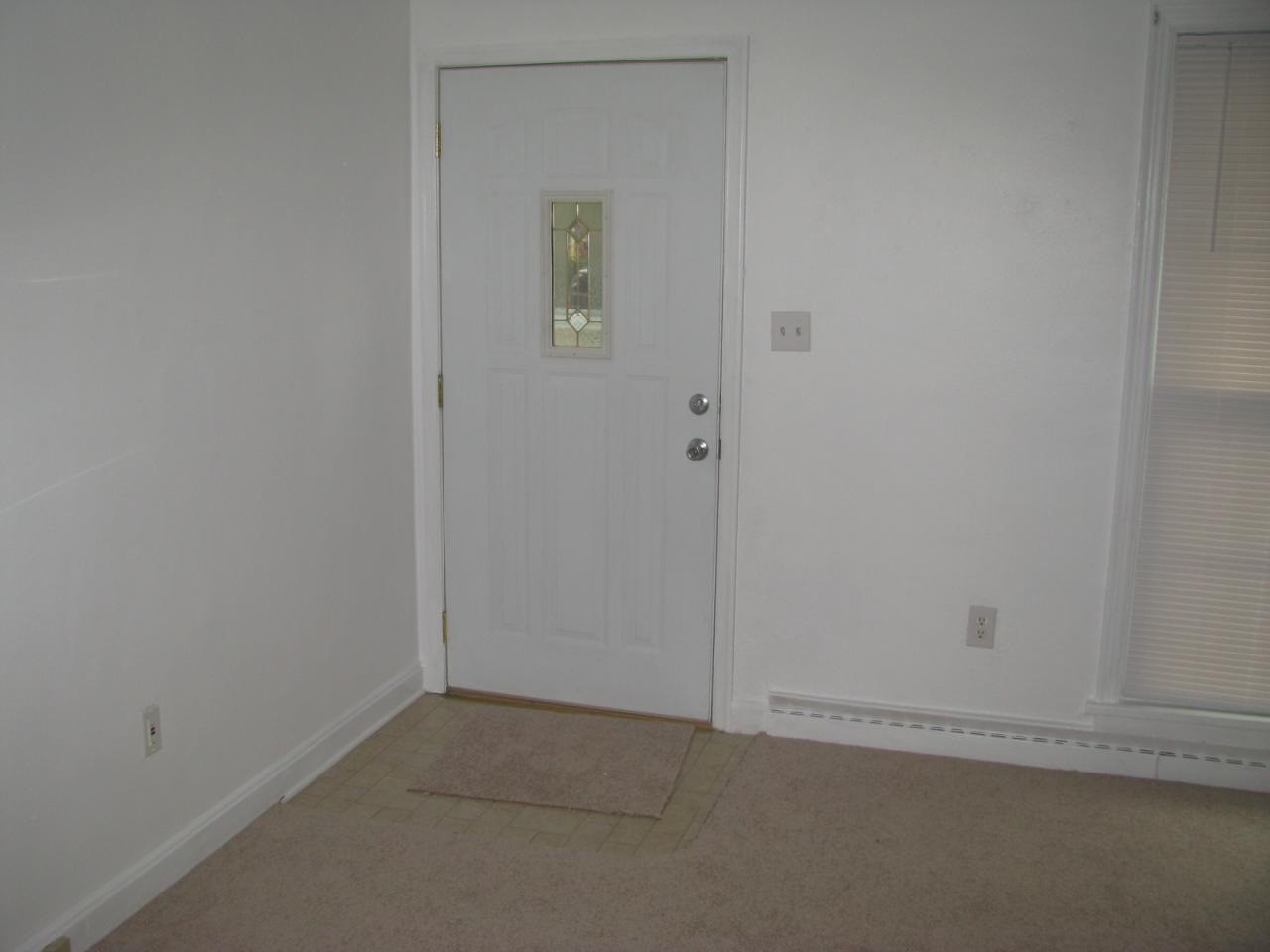2374 Idavere Road Southwest Roanoke, VA 24015 - Photo 5 of 29 12