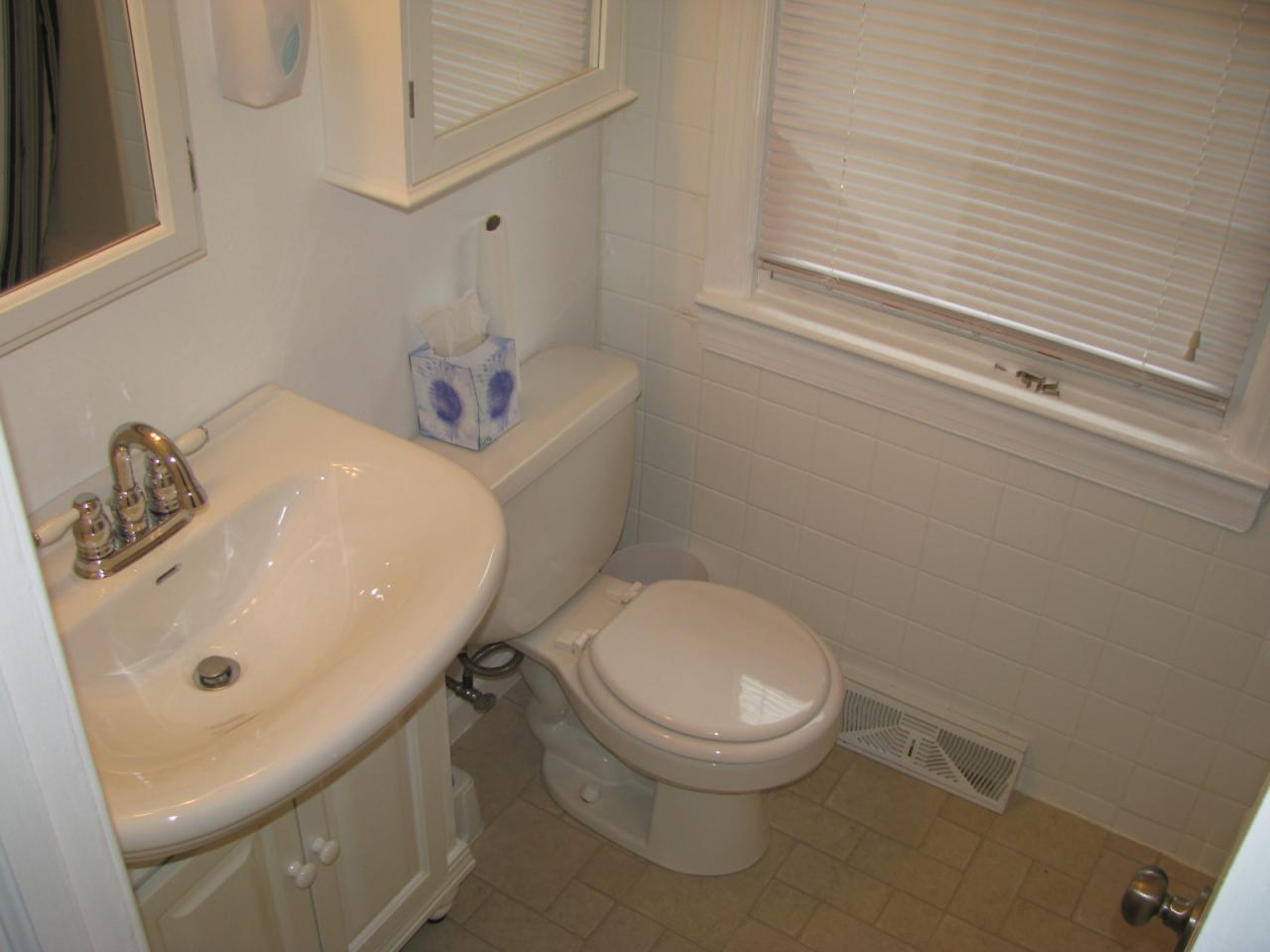 2374 Idavere Road Southwest Roanoke, VA 24015 - Photo 6 of 29 9
