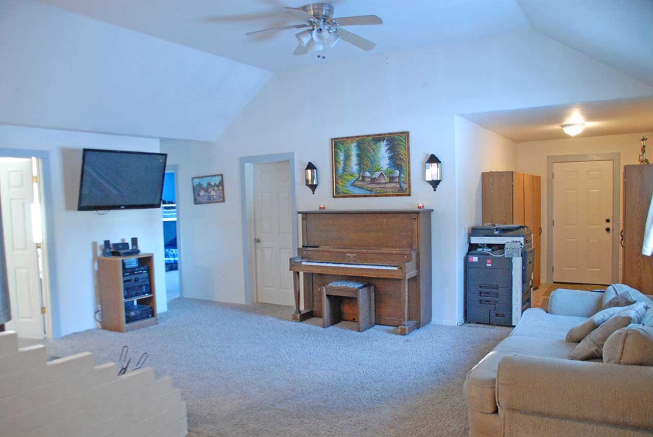 3955 Gardenspot Road Loon Lake, WA 99148 - Photo 7 of 20 Gallery Image 7