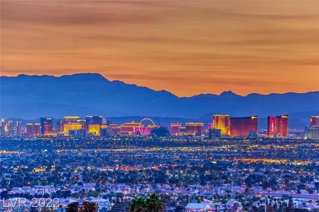 $245,000 | 650 North Hollywood Boulevard, Las Vegas, NV 89110