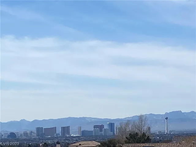 $245,000 | 650 North Hollywood Boulevard, Las Vegas, NV 89110