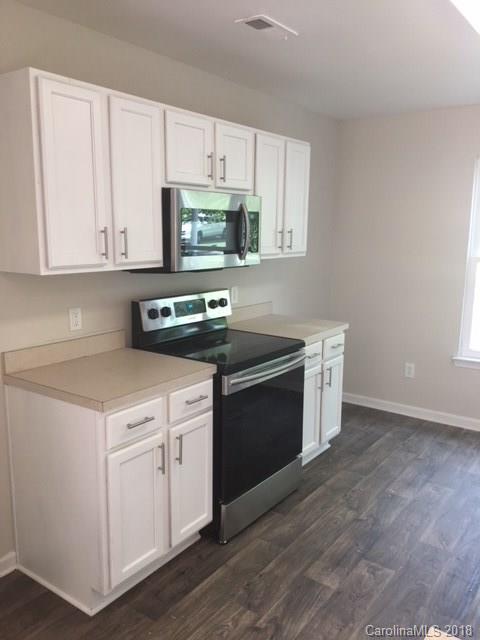 3433 Nevin Brook Road Charlotte, NC 28269 - Photo 11 of 16 Gallery Image 11