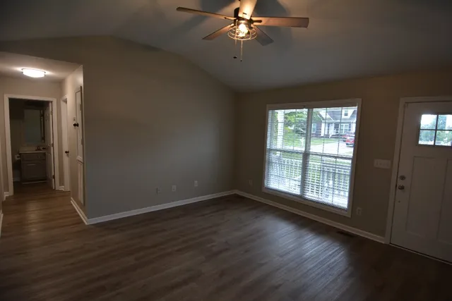 $379,700 | 2902 Wills Court, Spring Hill, TN 37174