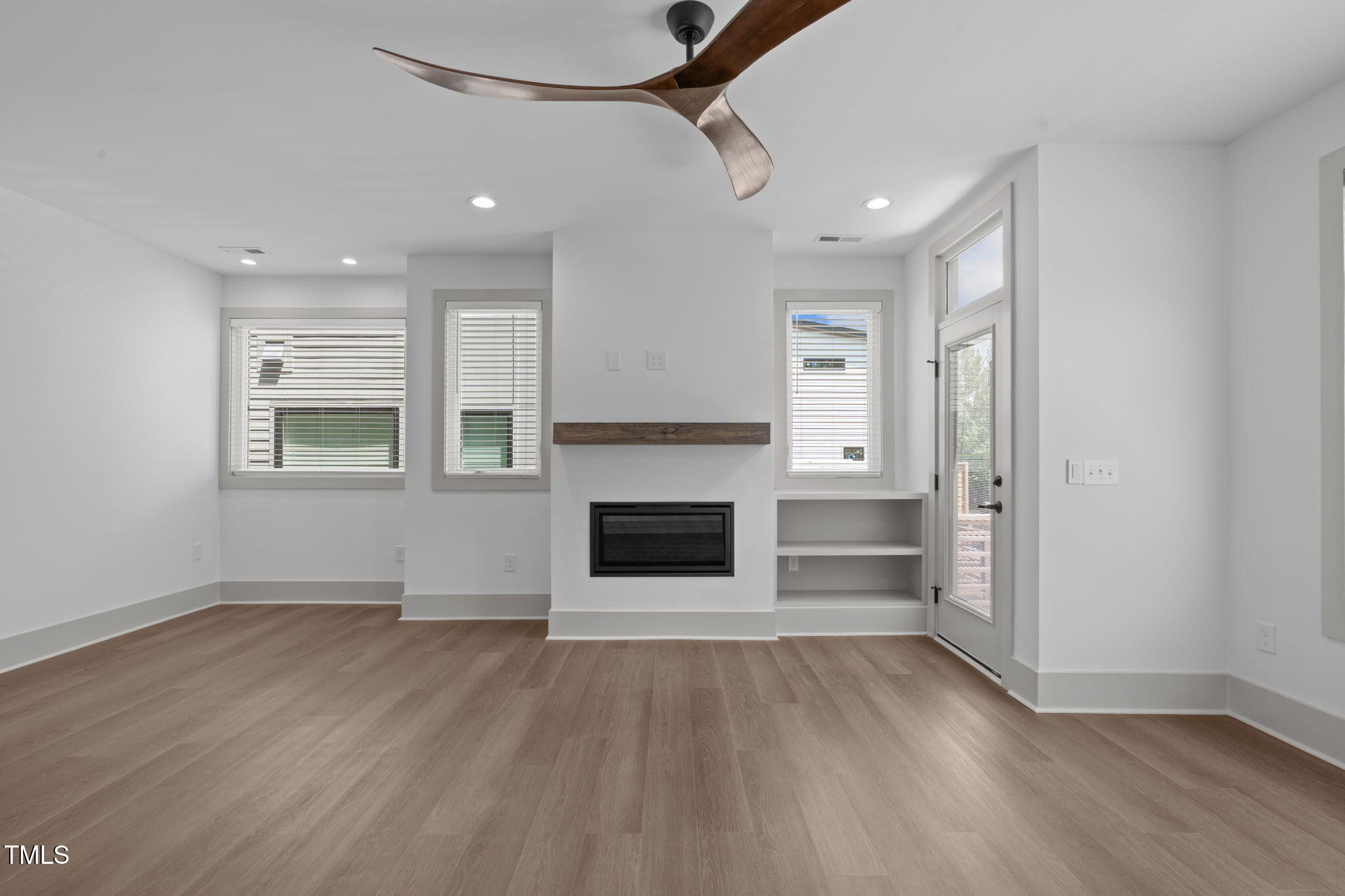 1000 Addison Place, Unit 101 Raleigh, NC 27610 - Photo 10 of 46 Living Room