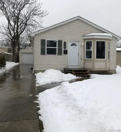 $2,000 | 3363 McDowell Street, Ferndale, MI 48220