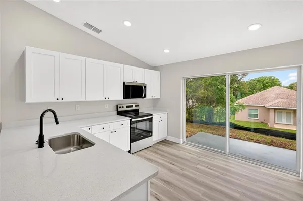 $2,400 | 2961 East Brigadoon Court, Hernando, FL 34442