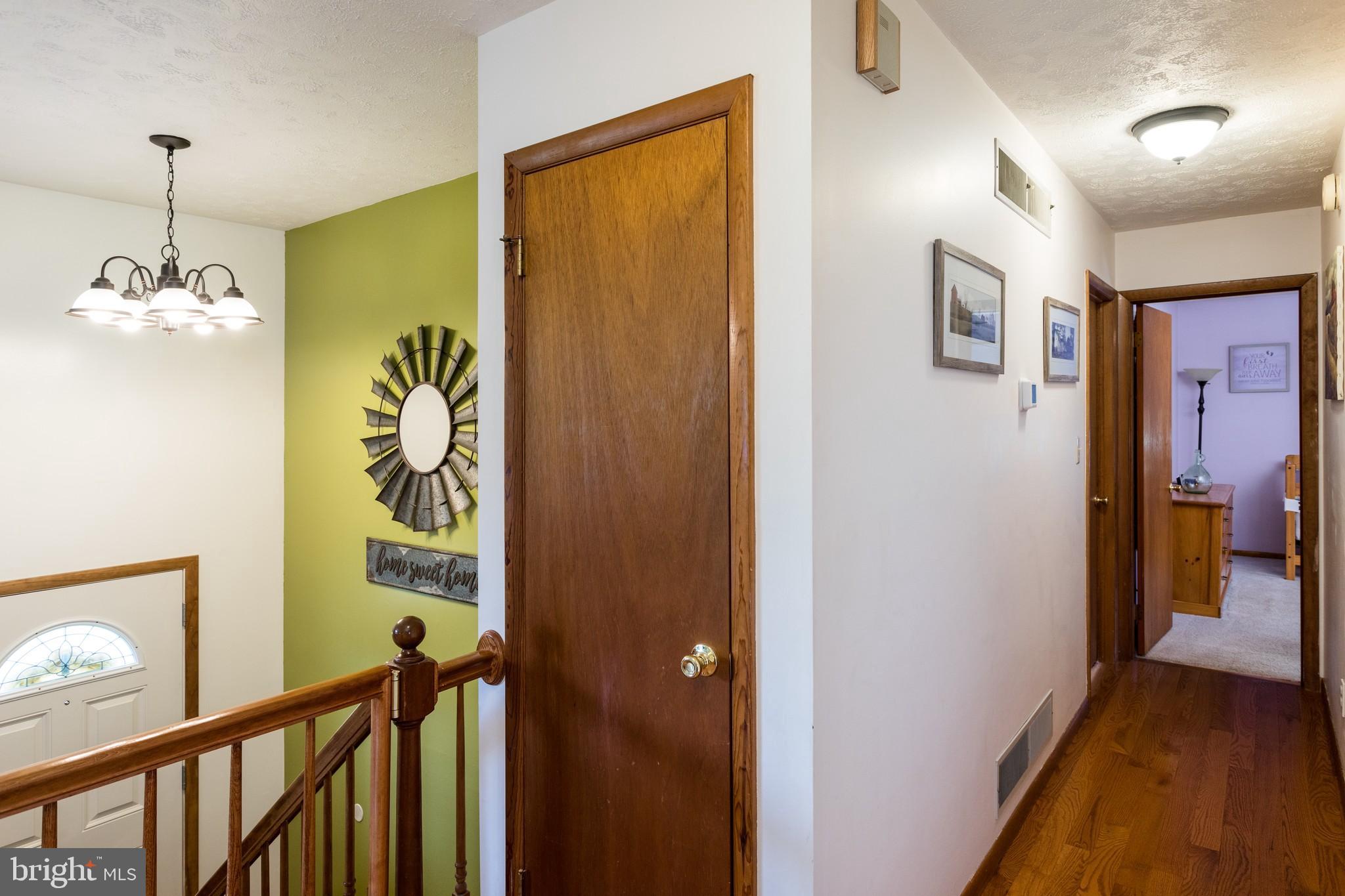 121 Carters Mill Road Elkton, MD 21921 - Photo 19 of 31 HALLWAY