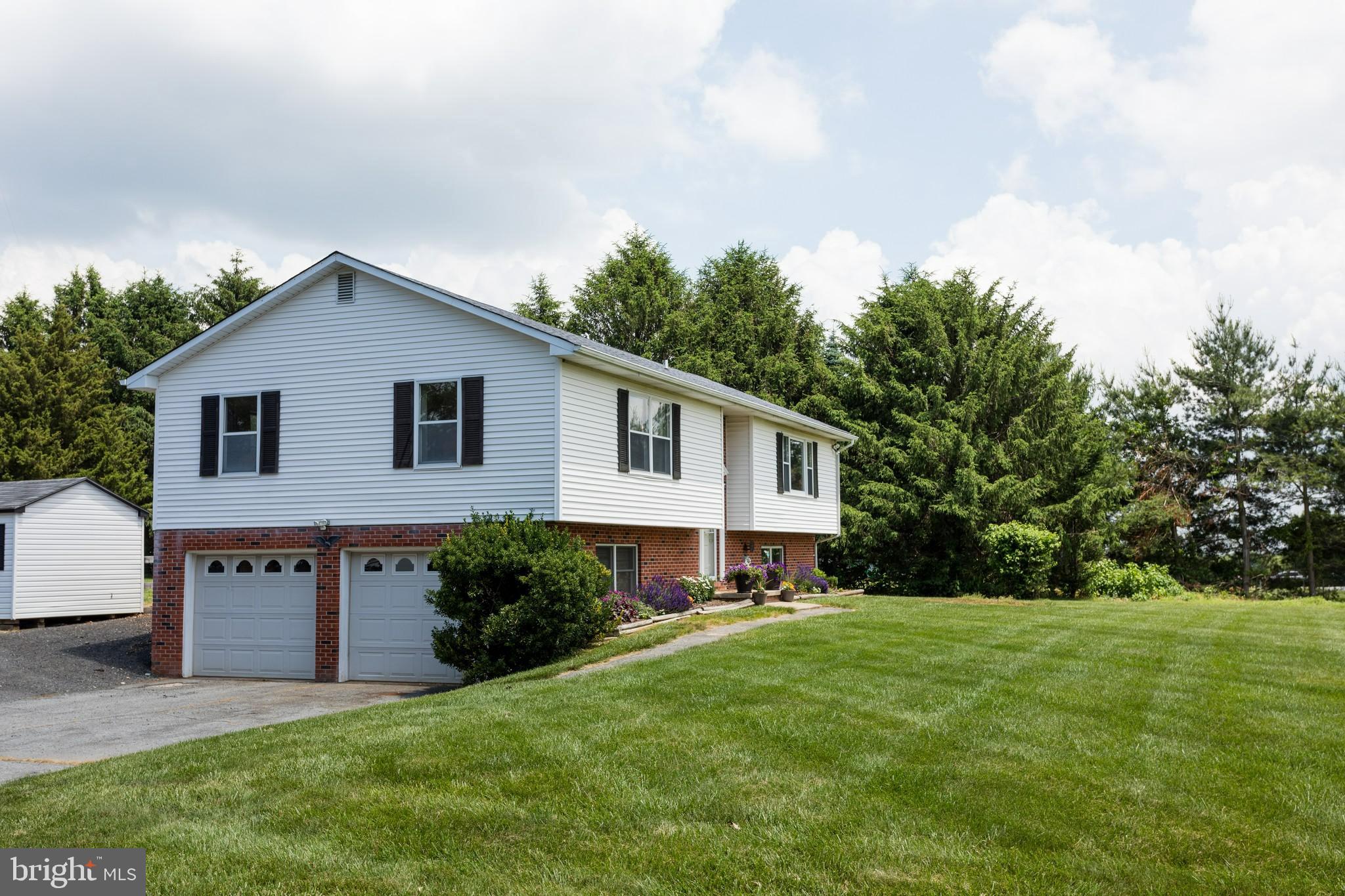 121 Carters Mill Road Elkton, MD 21921 - Photo 24 of 31 TWO-CAR GARAGE