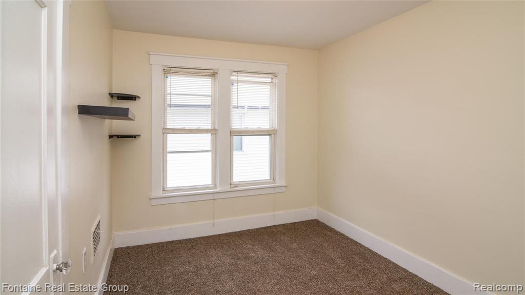35335 Chestnut Street Wayne, MI 48184 - Photo 24 of 30