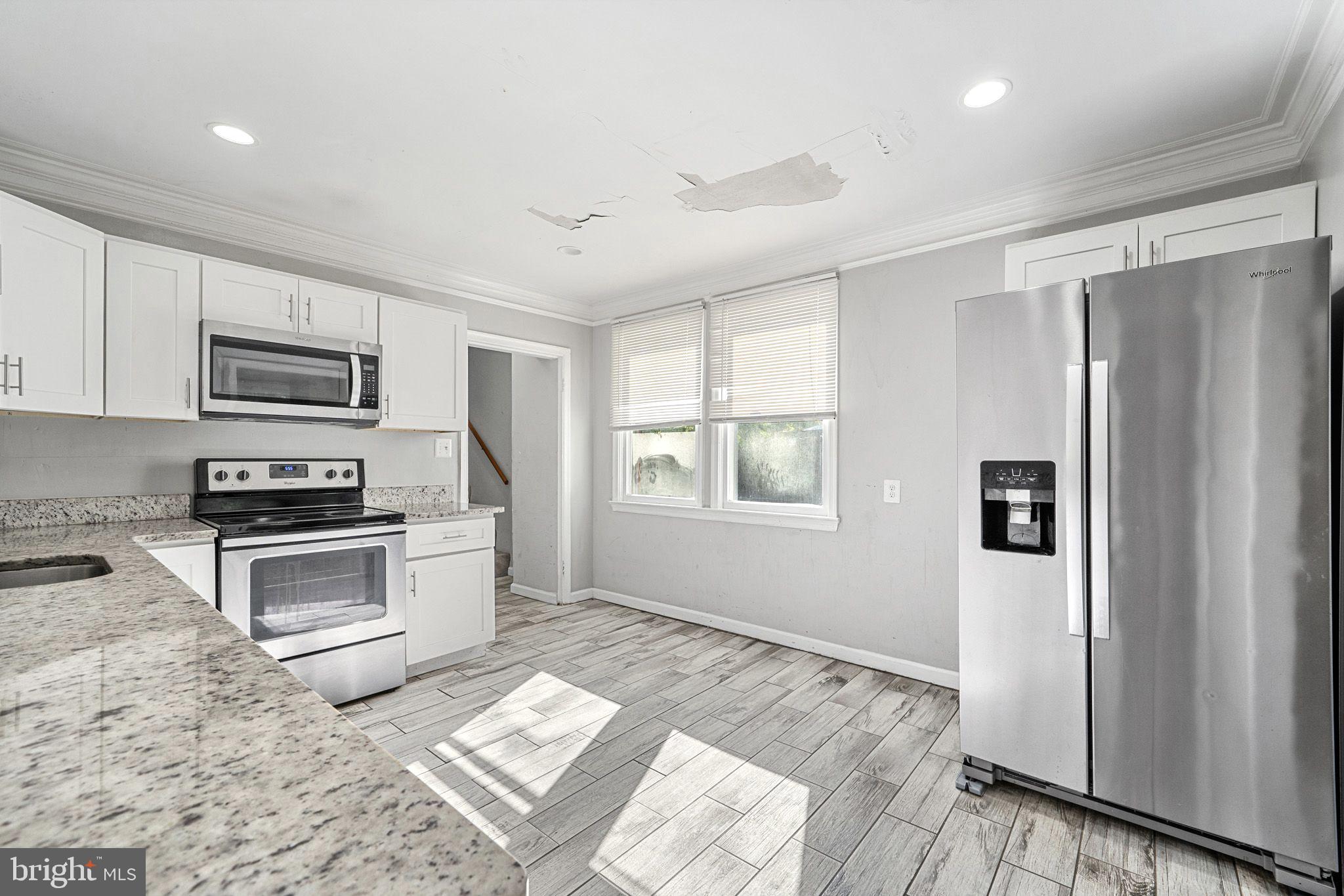 14010 South Springfield Road Brandywine, MD 20613 - Photo 11 of 44 Eat In Kitchen