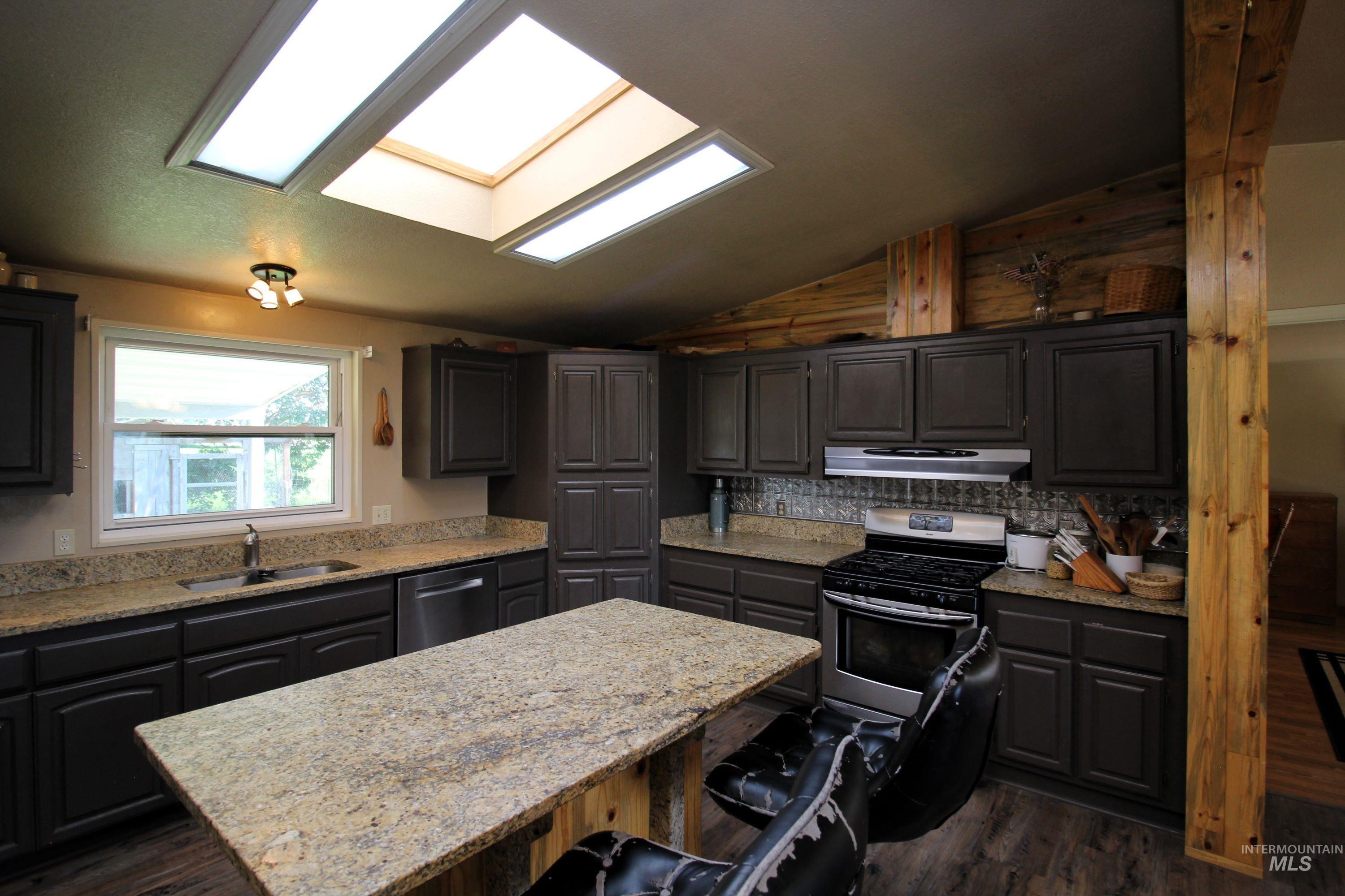 518 Highway 95 Weiser, ID 83672 - Photo 22 of 39