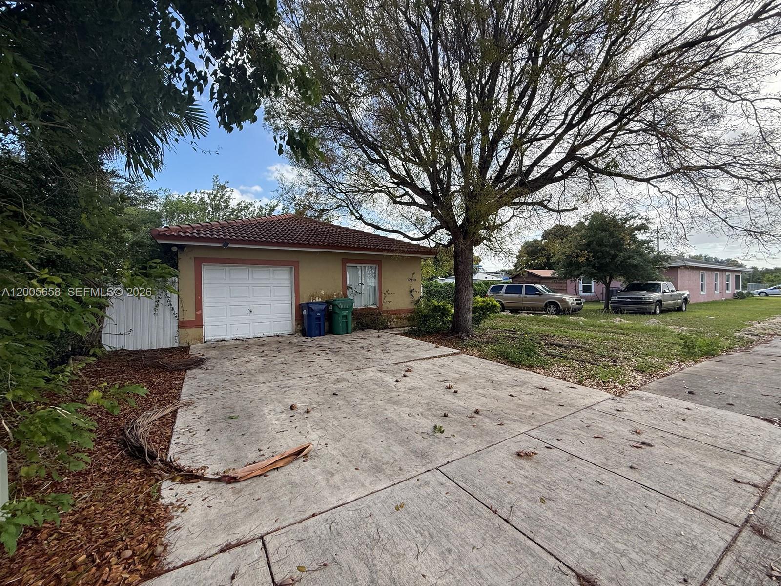 12390 Southwest 217th Street Miami, FL 33170 - Photo 3 of 18