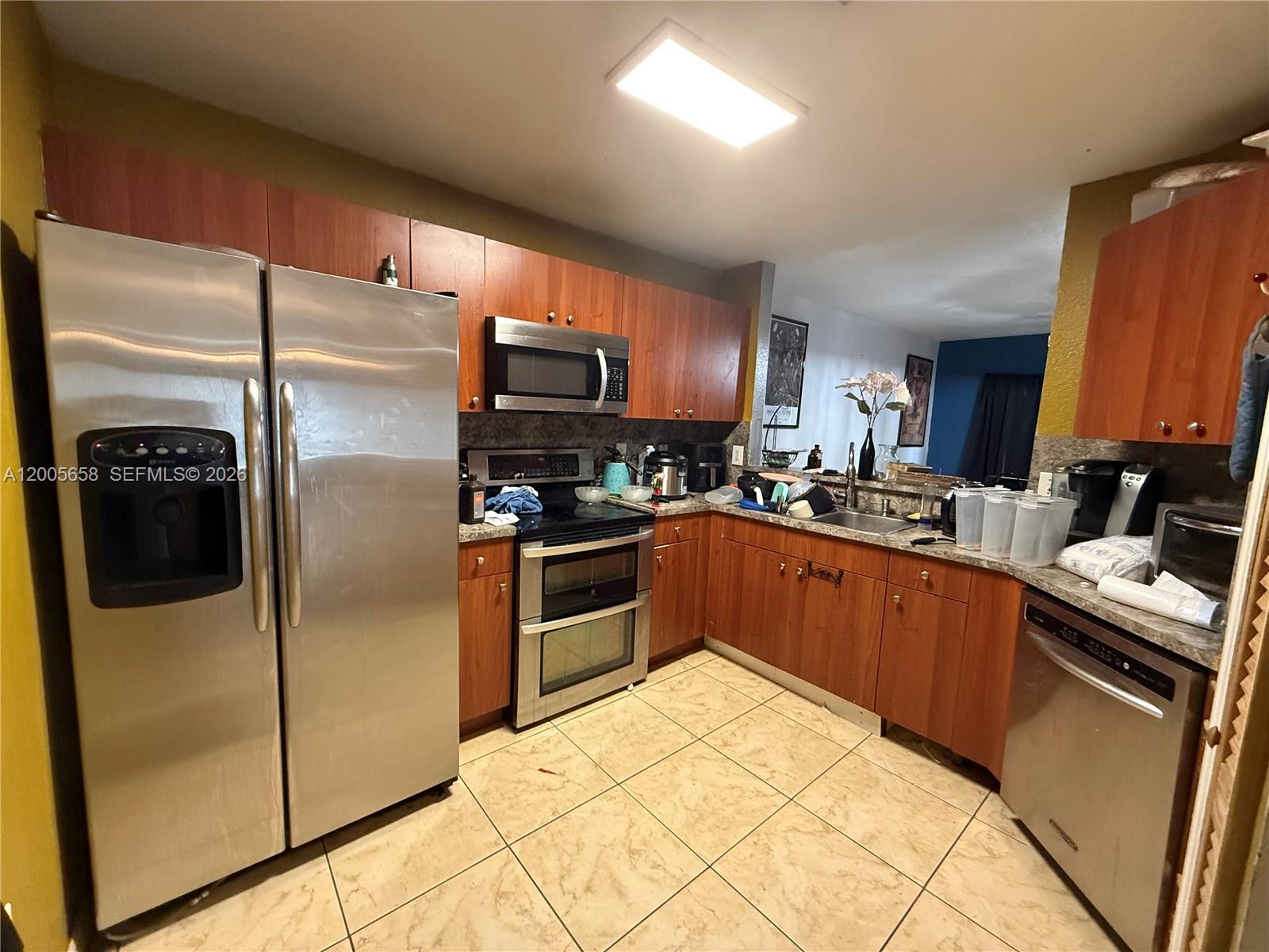 12390 Southwest 217th Street Miami, FL 33170 - Photo 8 of 18