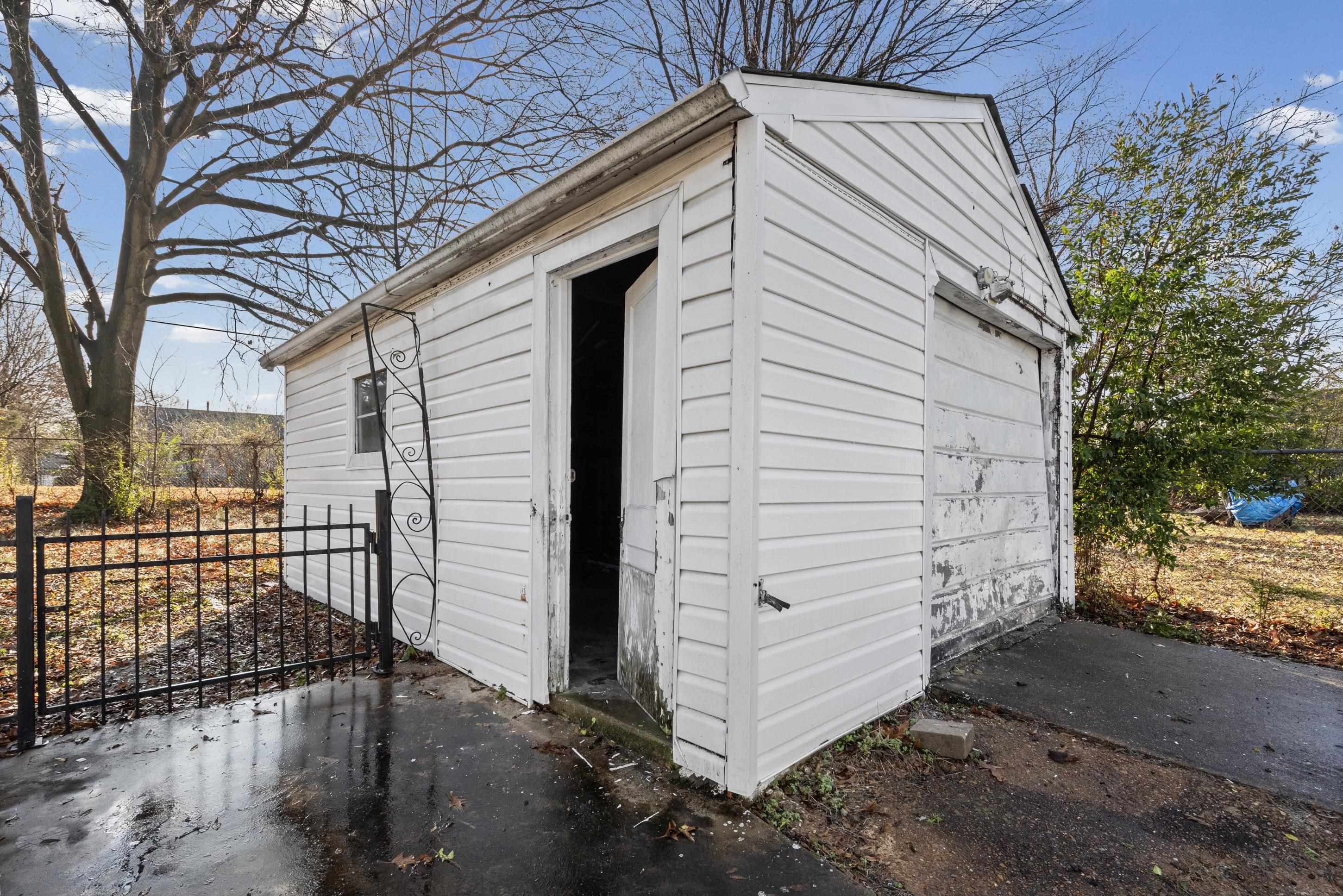 1848 Wynton Street Memphis, TN 38106 - Photo 17 of 22 View of outbuilding featuring a garage